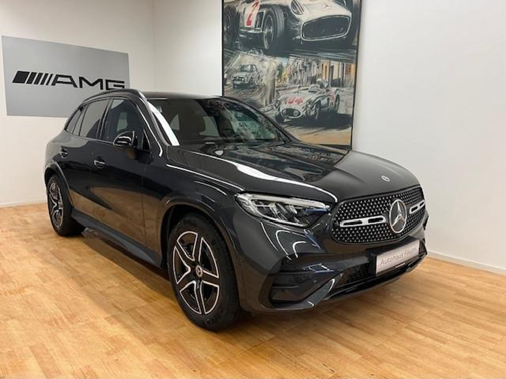 Mercedes-Benz GLC-Klasse GLC 300 4MATIC AMG Line GLC 300 d