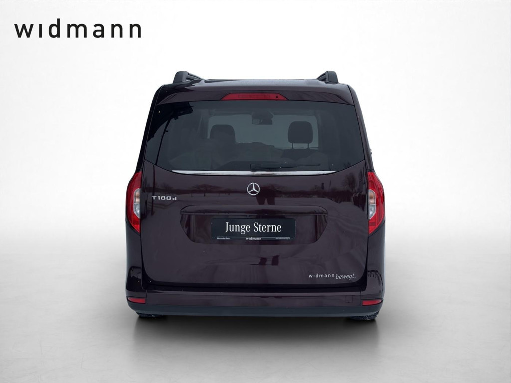 Mercedes-Benz T 180