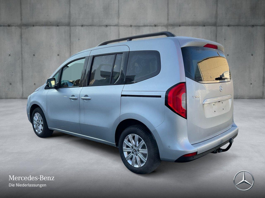 Mercedes-Benz T 180