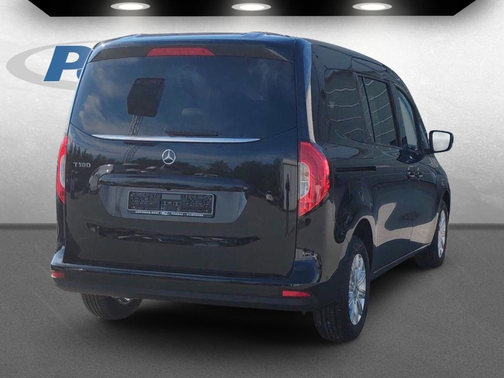 Mercedes-Benz T 180