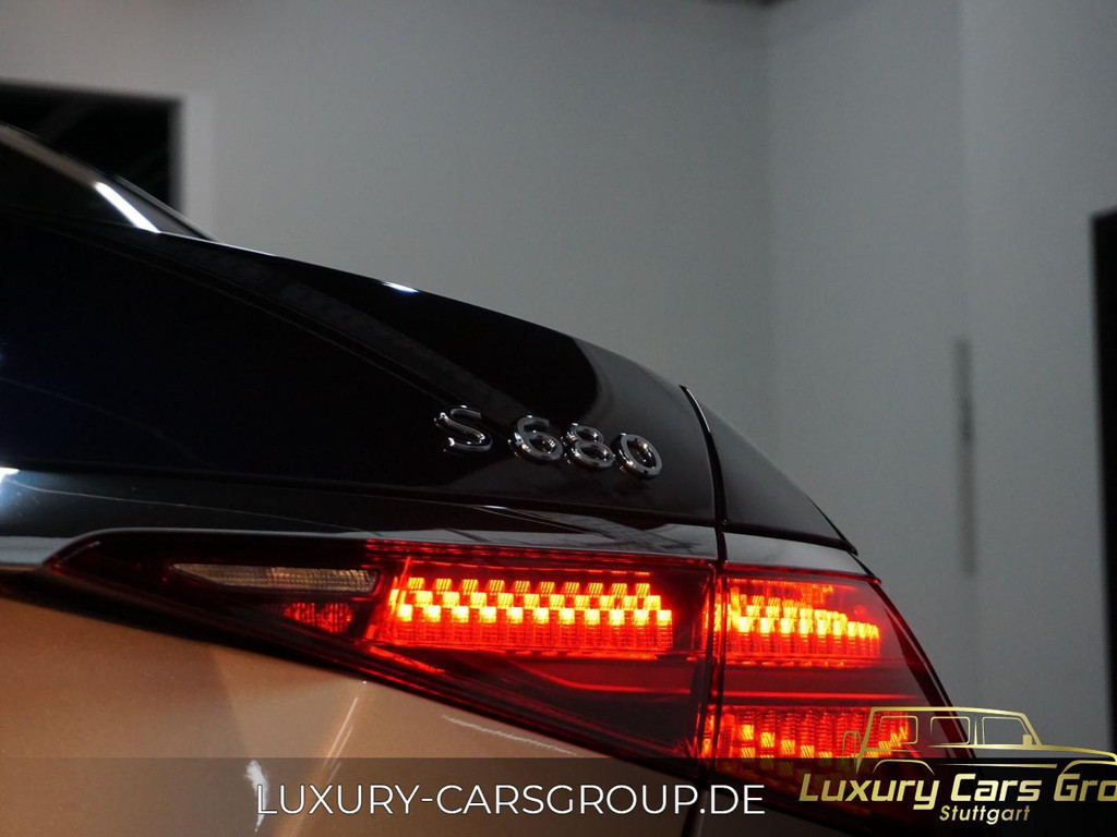 Mercedes-Benz S-Klasse