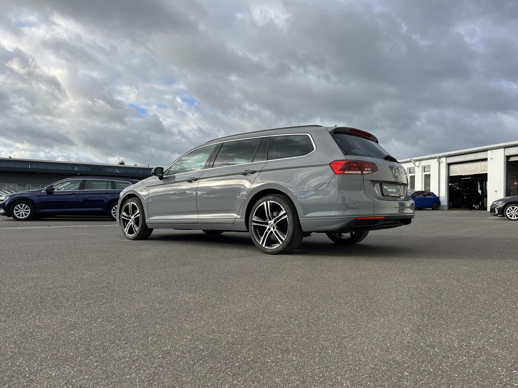Volkswagen Passat Business Business R Variant R-Line 2.0 TDI