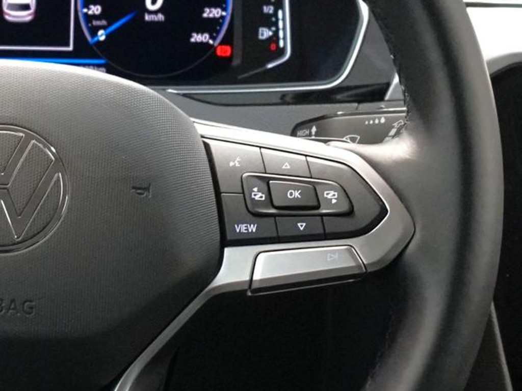 Volkswagen Passat Business Variant IQ.Drive 2.0 TSI