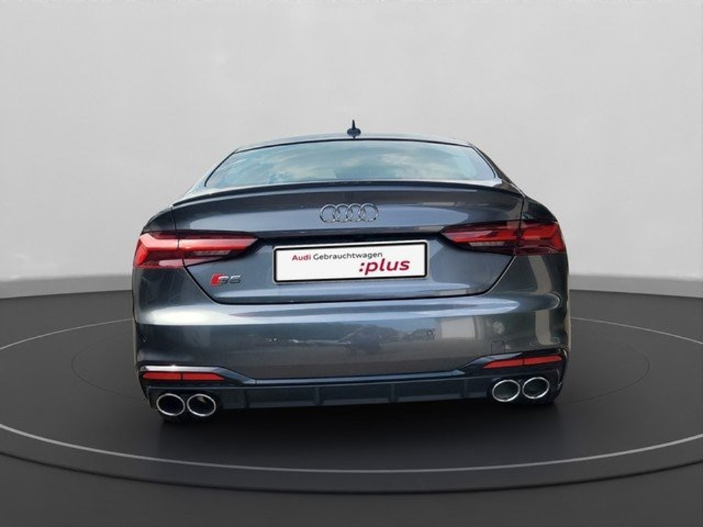 Audi S5
