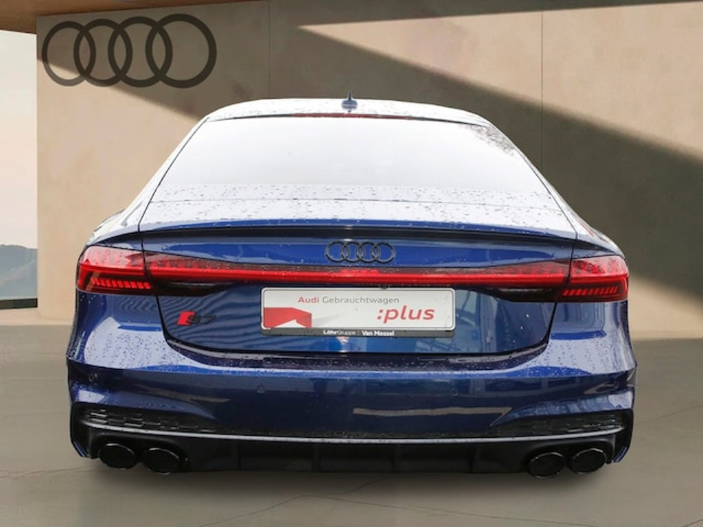 Audi S7