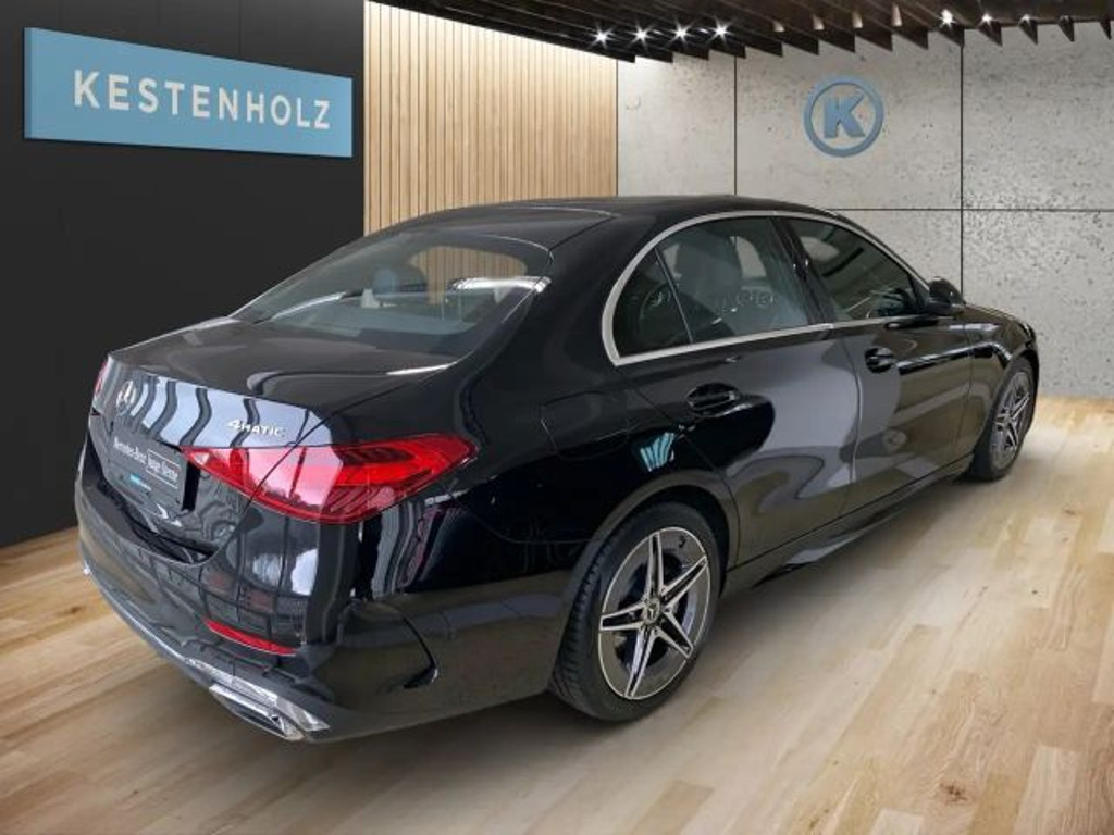 Mercedes-Benz C-Klasse C 300 4MATIC AMG Line Sedan