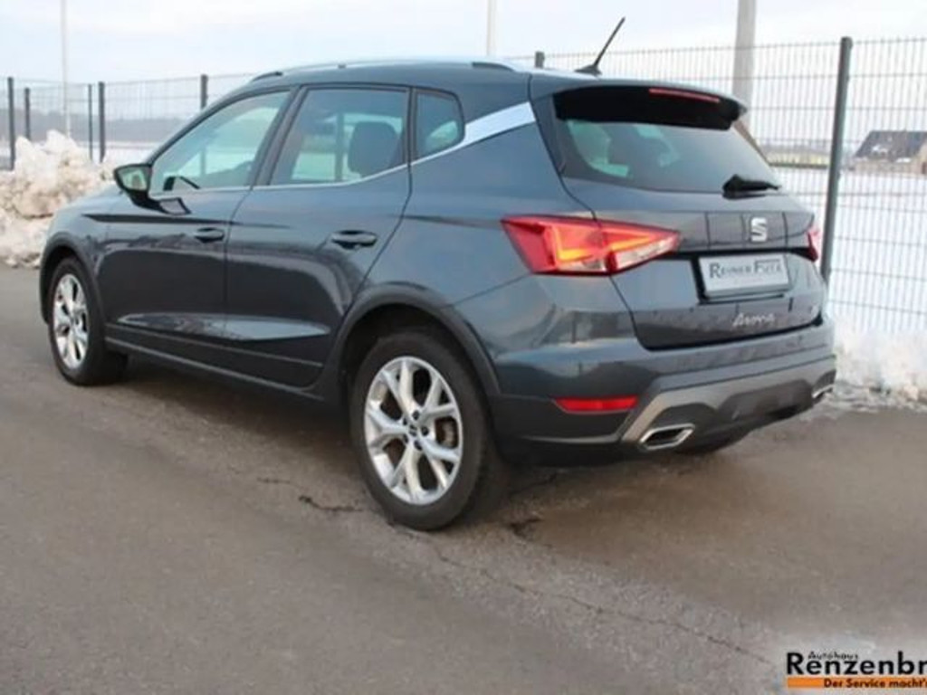 Seat Arona
