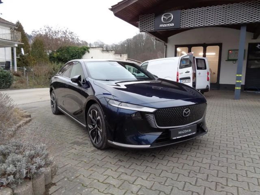 Mazda 6e