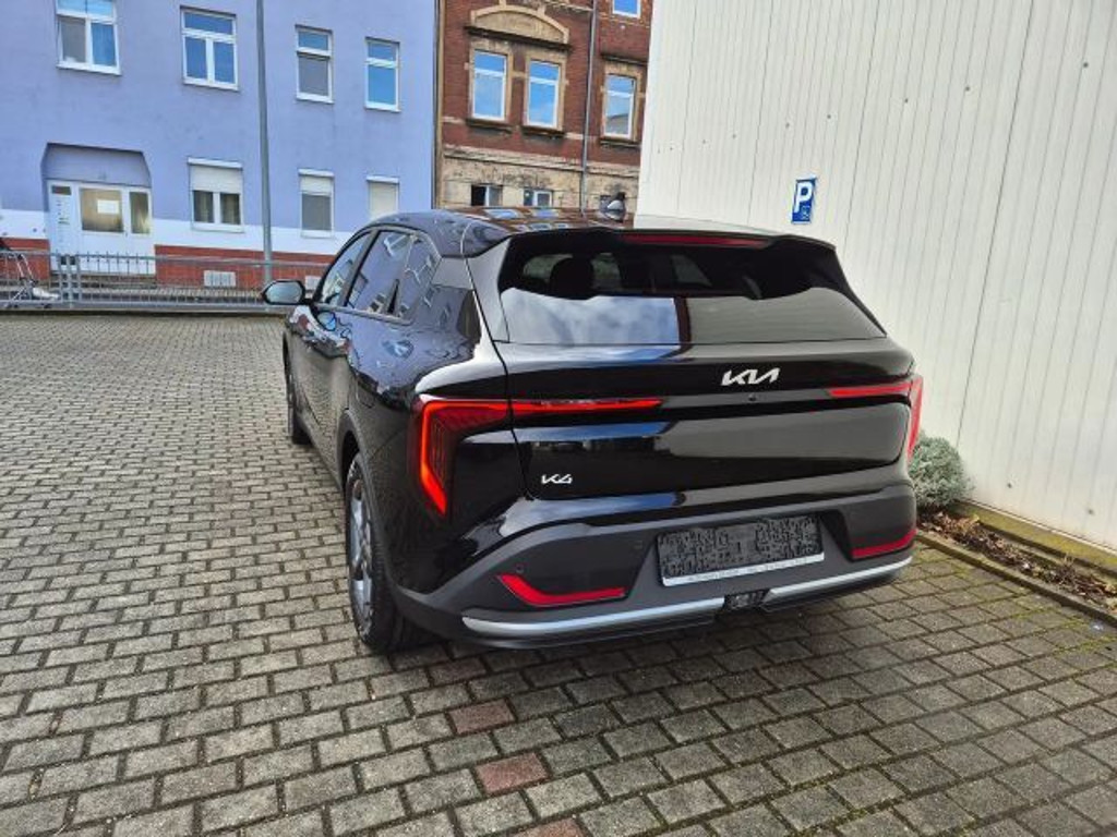 Kia K4
