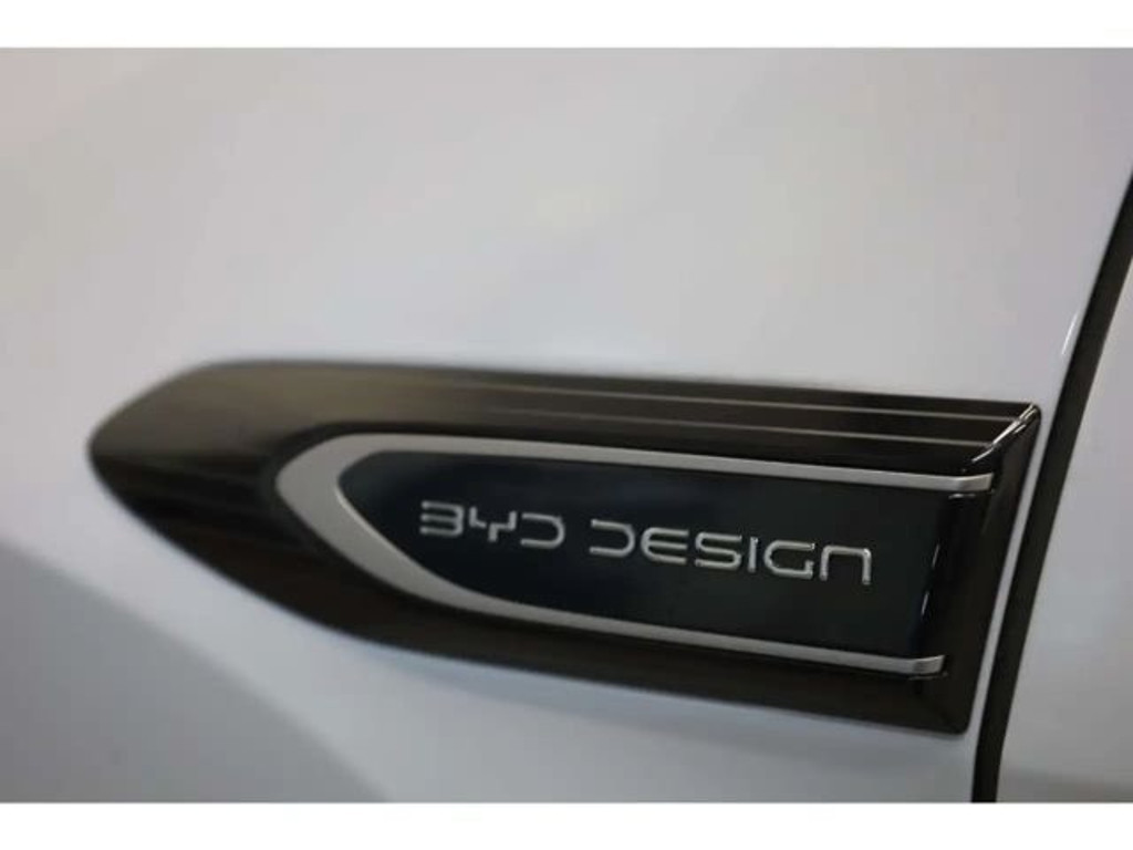 BYD Sealion 7