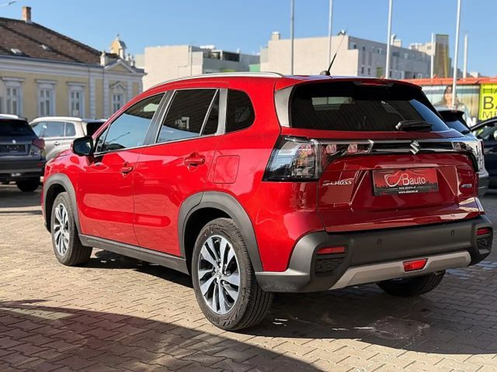 Suzuki S-Cross