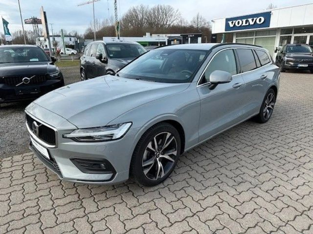 Volvo V60 Core