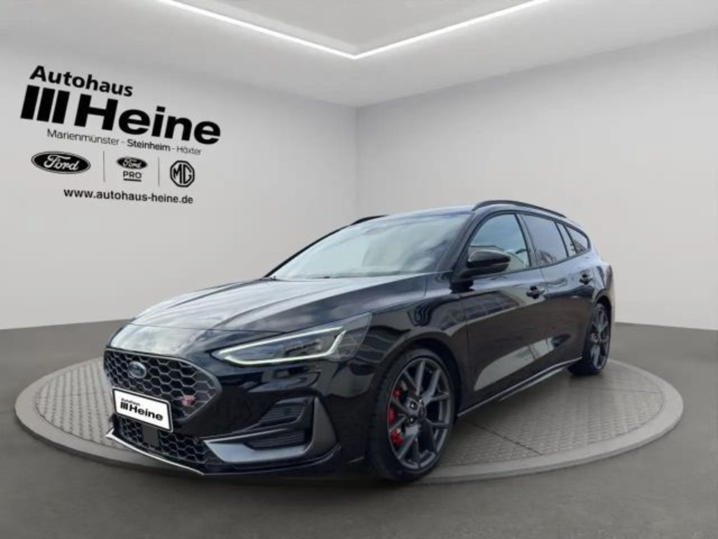 Ford Focus Wagon ST Line