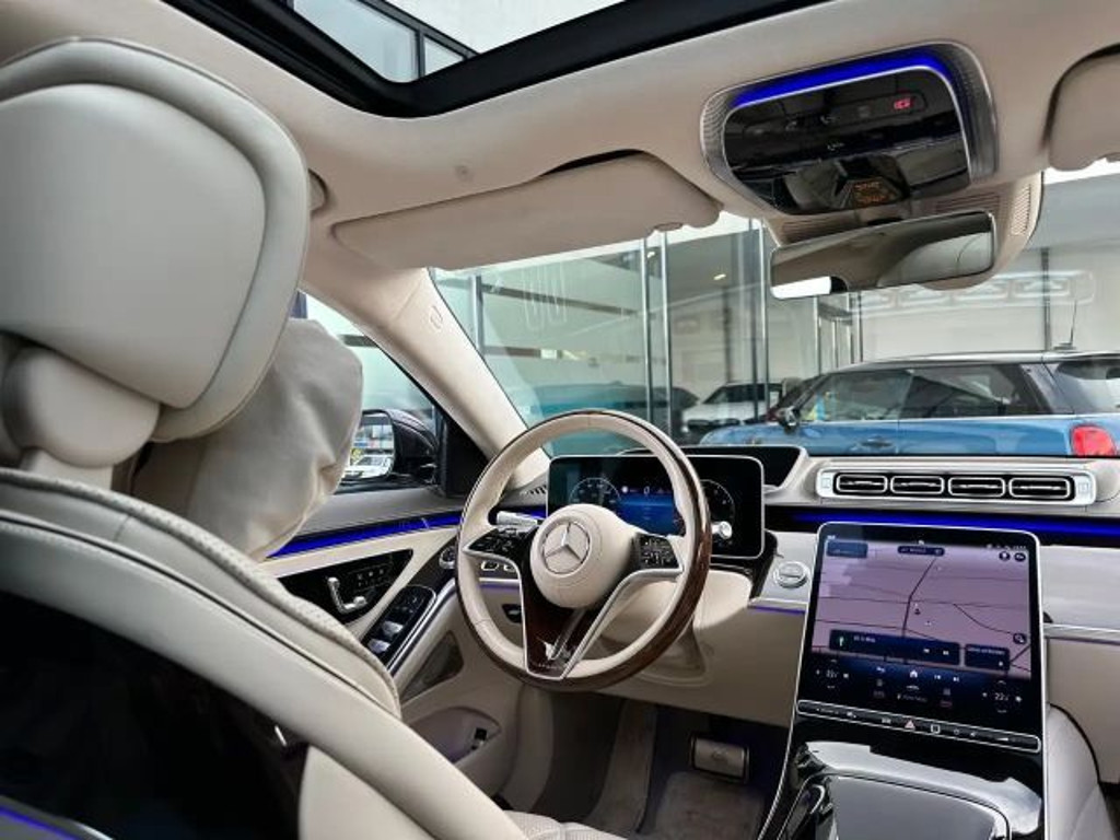 Mercedes-Benz S-Klasse