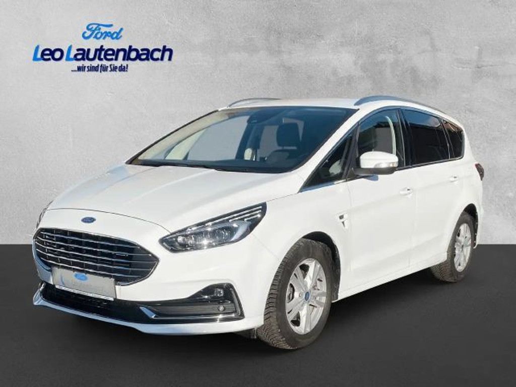 Ford S-Max Titanium