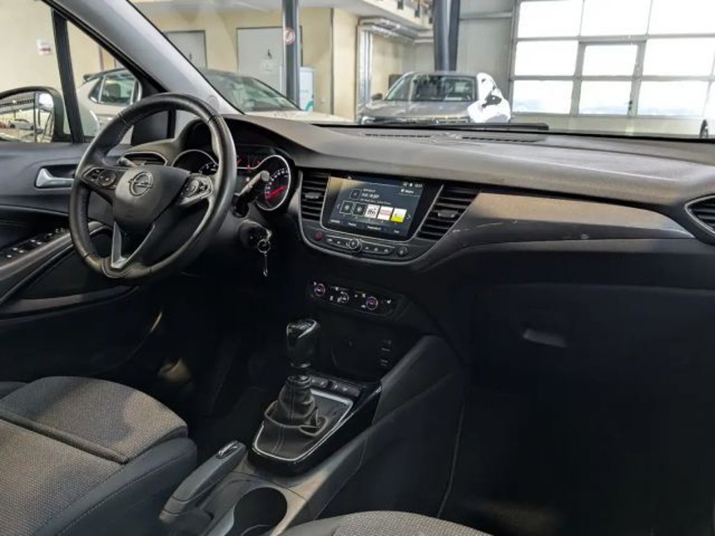 Opel Crossland X