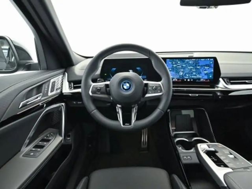 BMW iX2