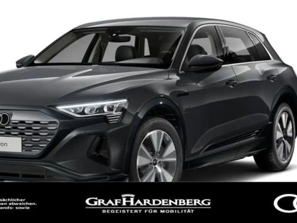 Audi Q8 e-tron Quattro 50