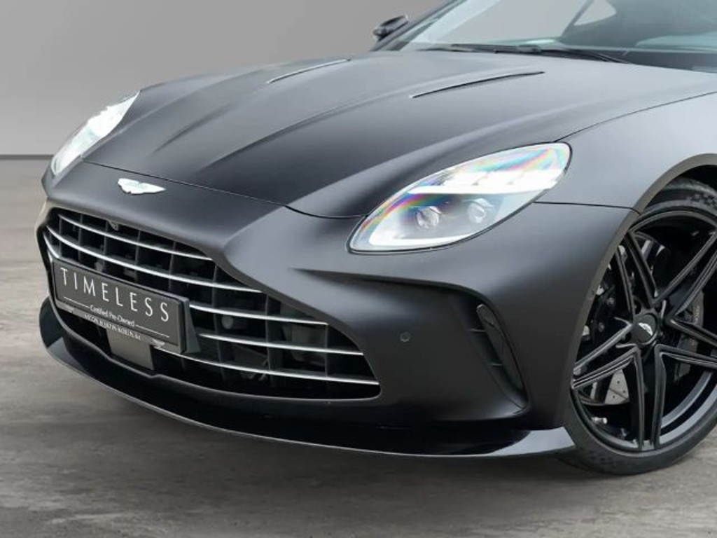 Aston Martin Vantage