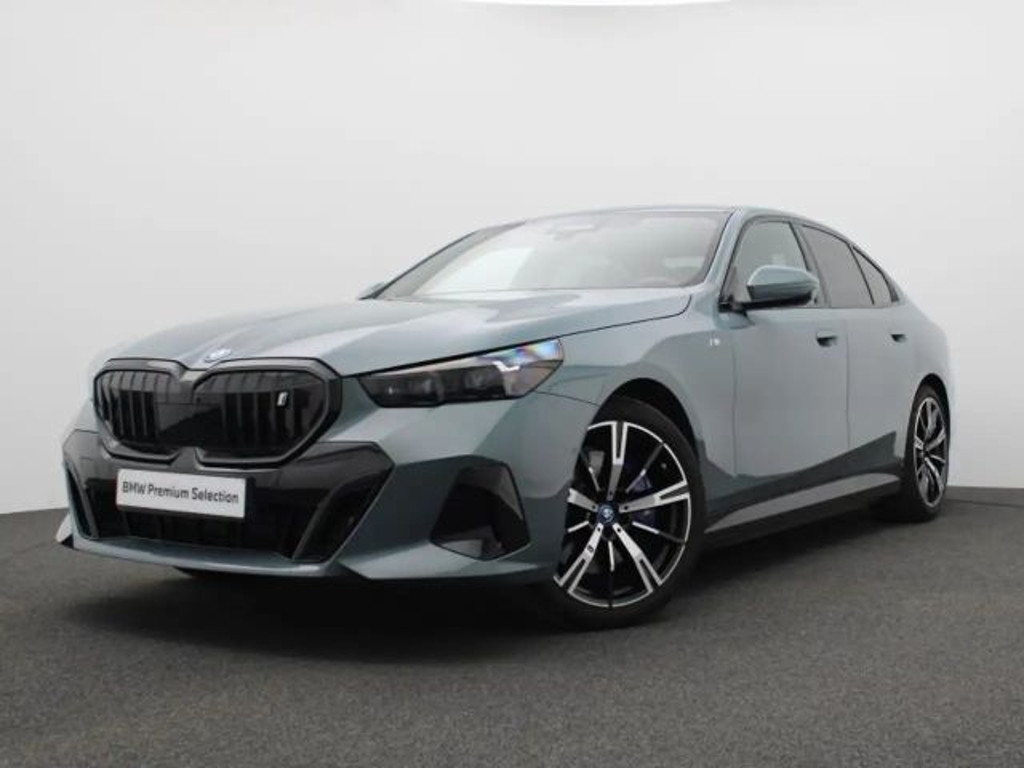 BMW i5 M-Sport xDrive Sedan