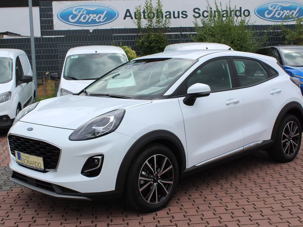 Ford Puma EcoBoost Titanium