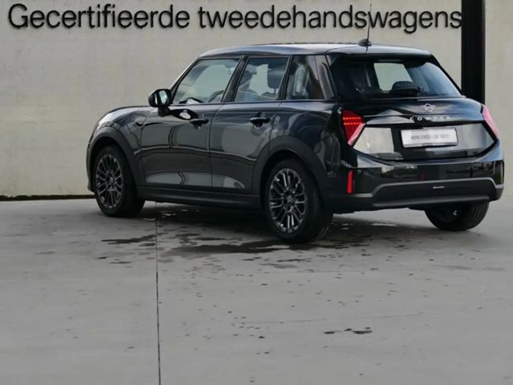 Mini Cooper 5 DOORS | AUT | CAMERA | APPLECAR