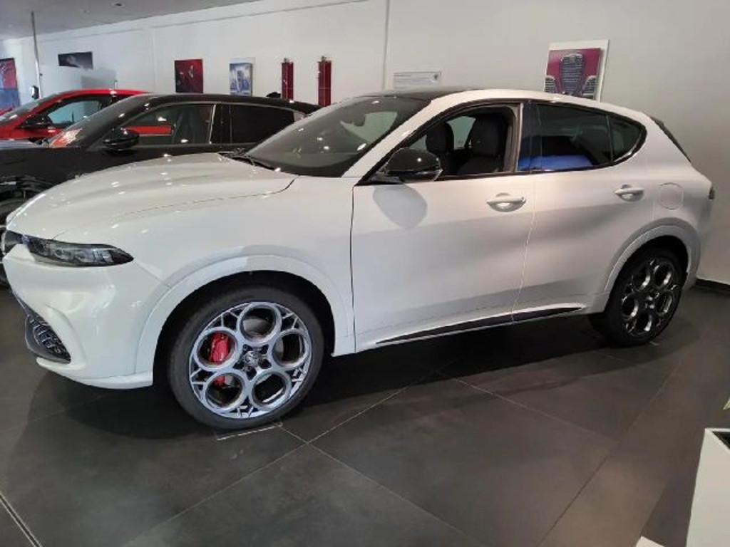 Alfa Romeo Tonale AWD Hybrid