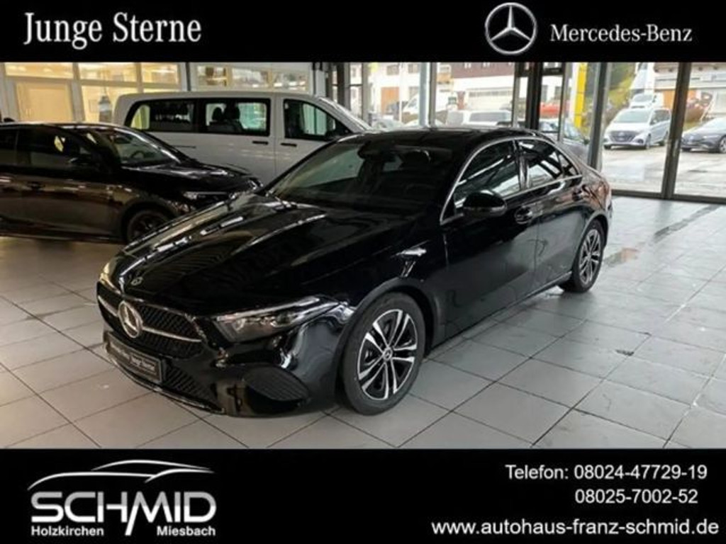 Mercedes-Benz A-Klasse A 180 Progressive A 180 d