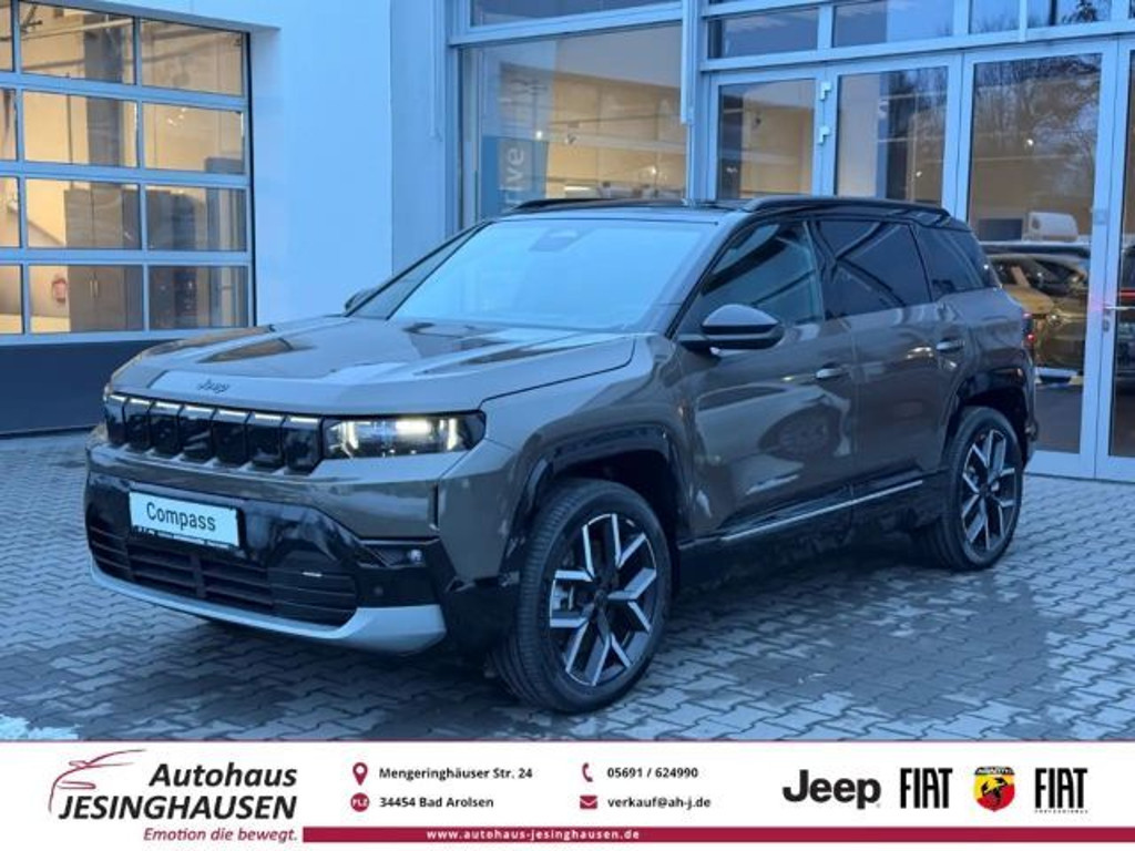 Jeep Compass E First Edition+Pano+Focal Sound+Head Up+Memory Si
