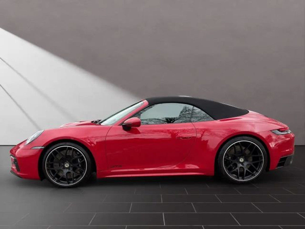 Porsche 992