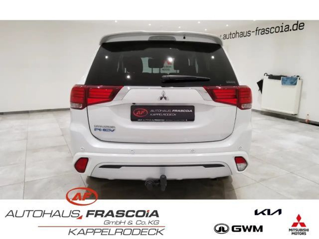 Mitsubishi Outlander PLUS AHK Abstandstempomat Navi PDC SHZ 360grad Kam