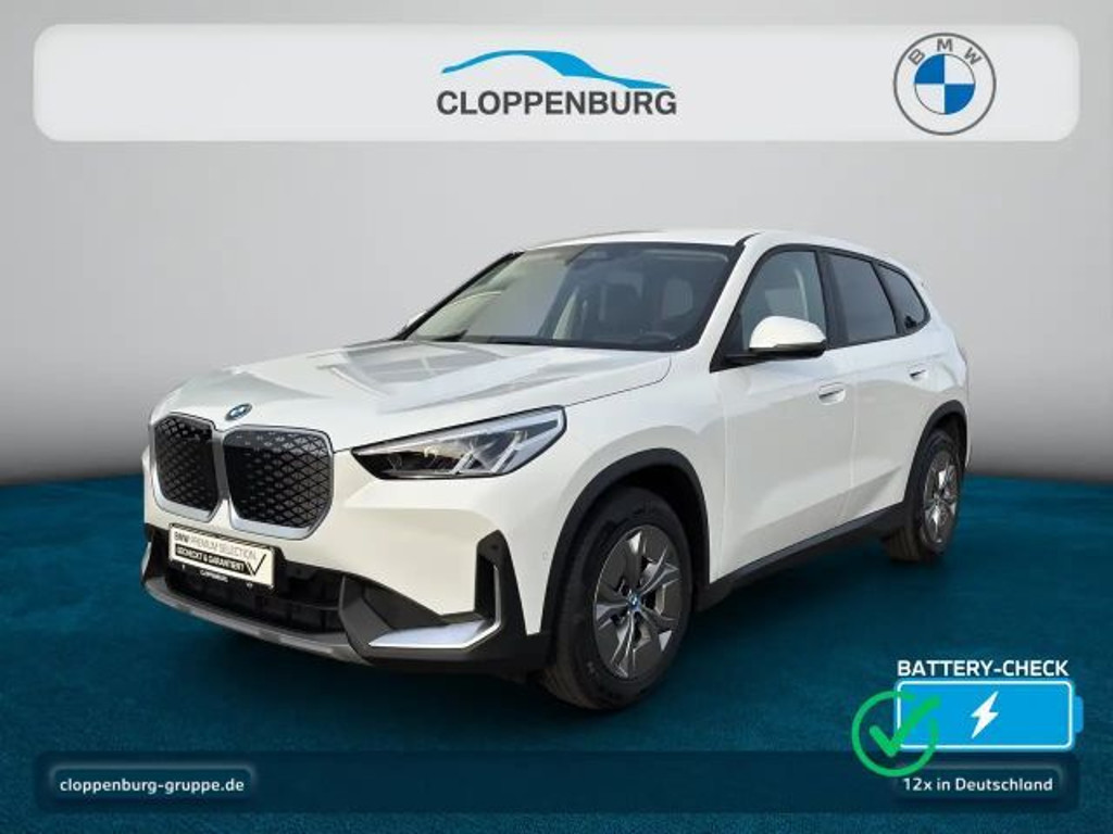 BMW iX1 xDrive30
