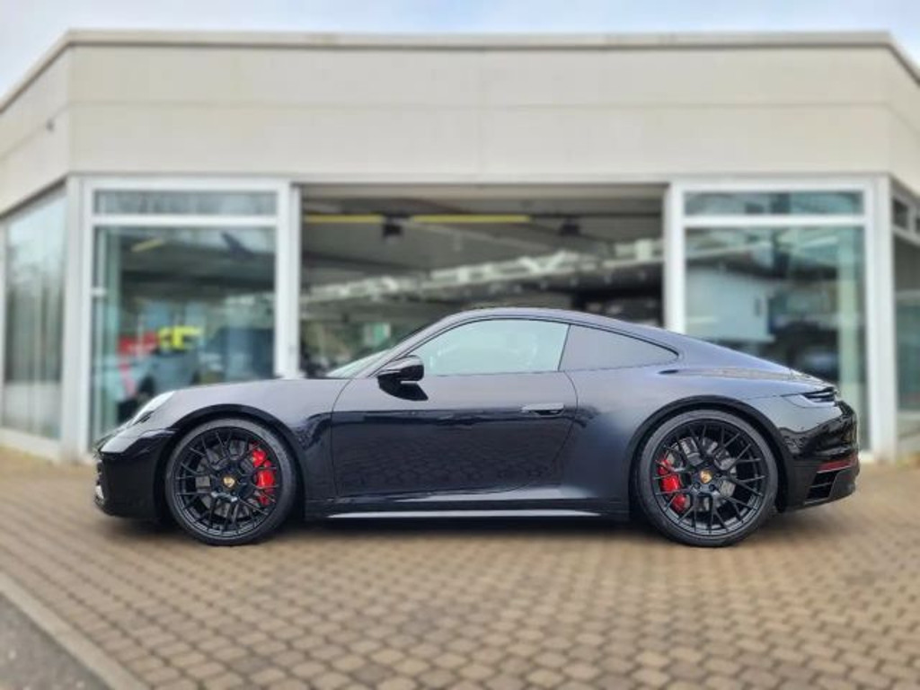 Porsche 992