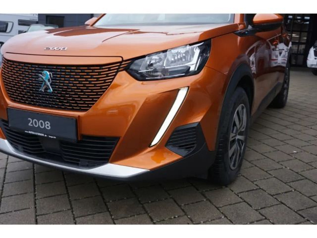 Peugeot e-2008