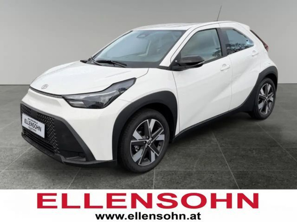 Toyota Aygo X Active Hatchback Hybride