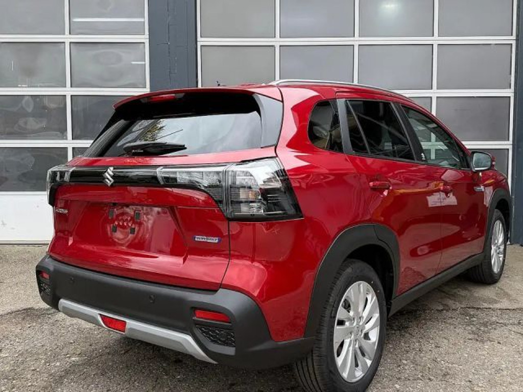 Suzuki S-Cross