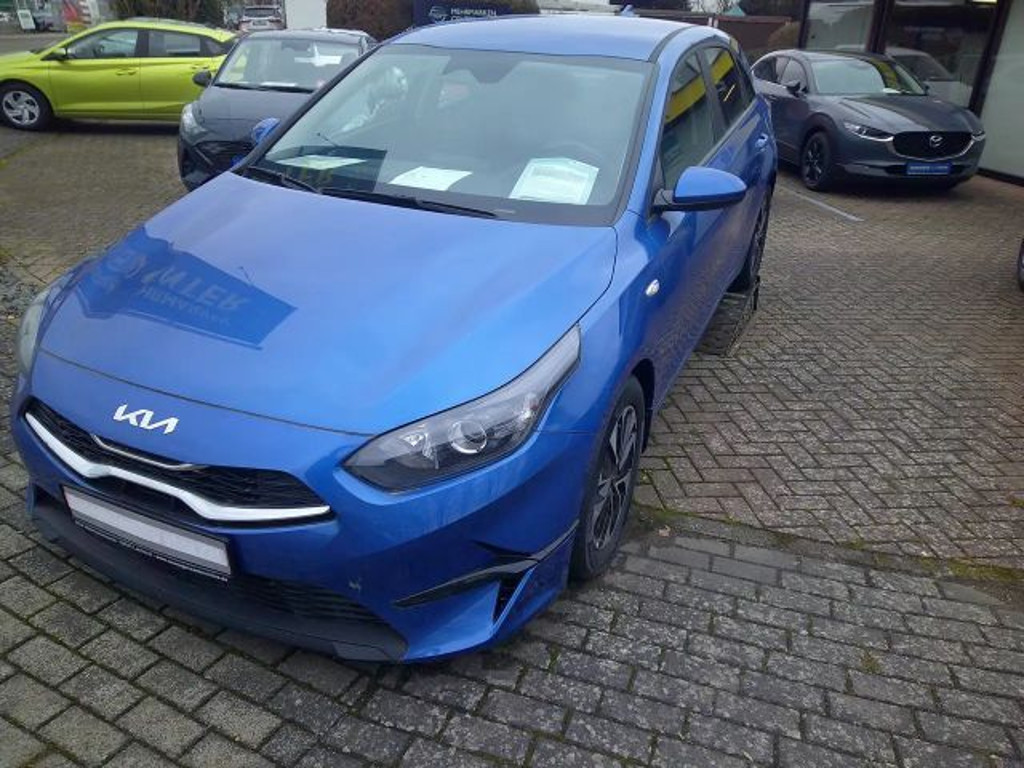 Kia Ceed Ceed 1.5 Spin *Shzg*Lhzg*PDC*Cam*16Zoll*Navi
