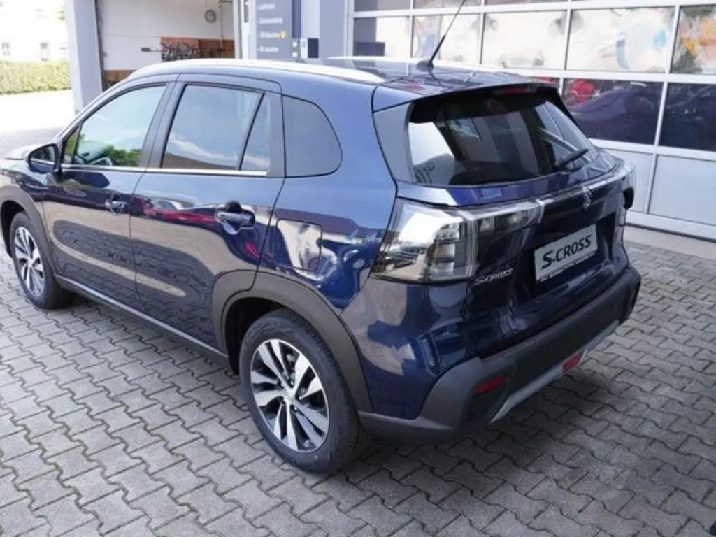 Suzuki S-Cross