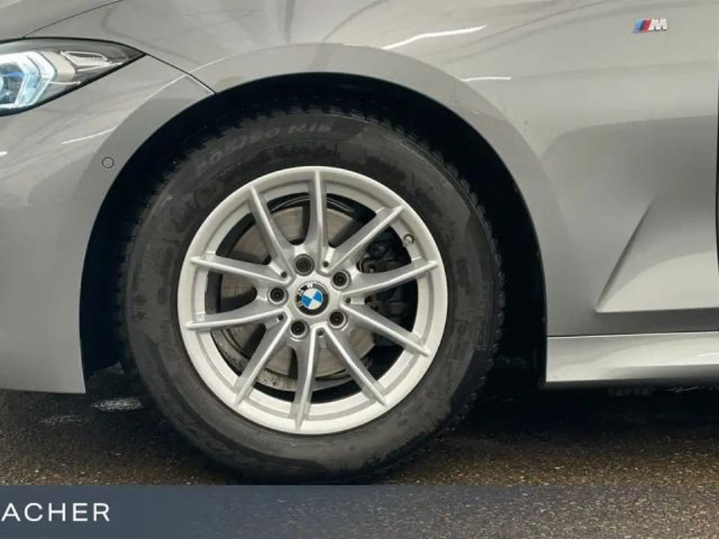 BMW 3 Serie 318 M-Sport Touring 318i