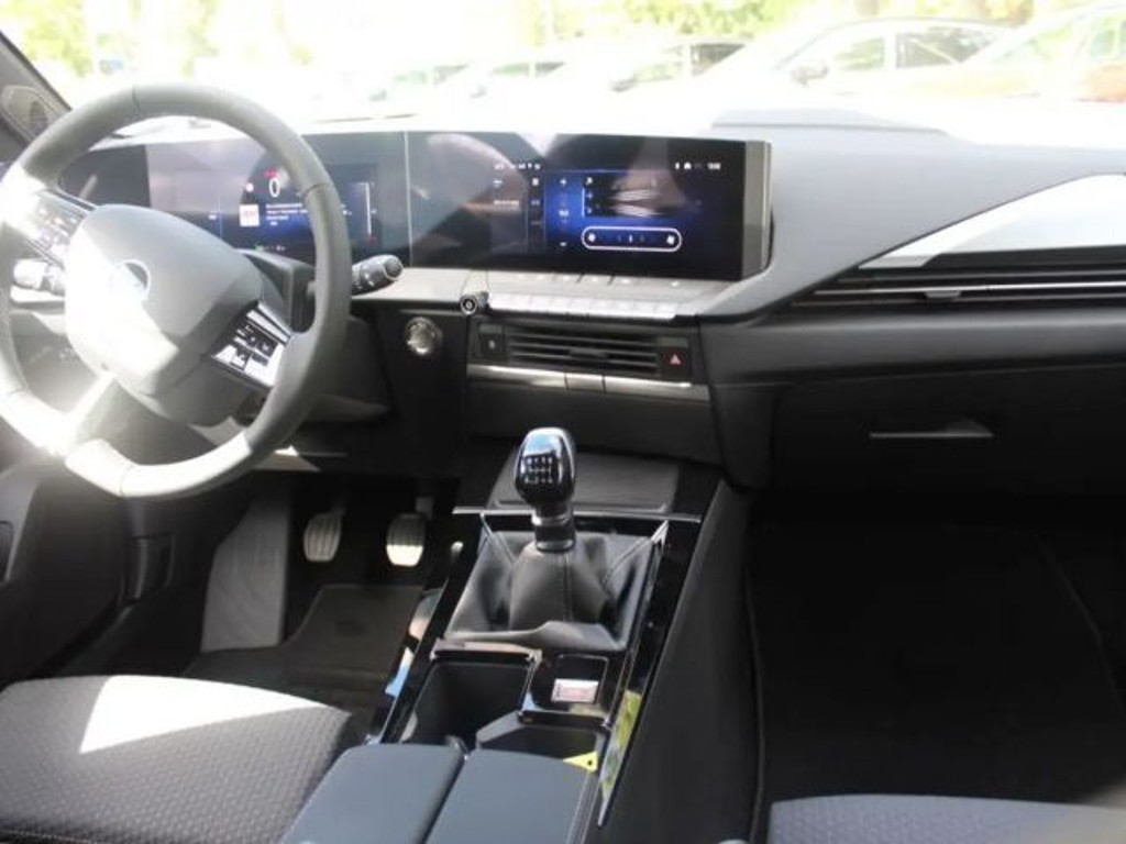 Opel Astra Sports Tourer 1.2 Turbo Edition Turbo