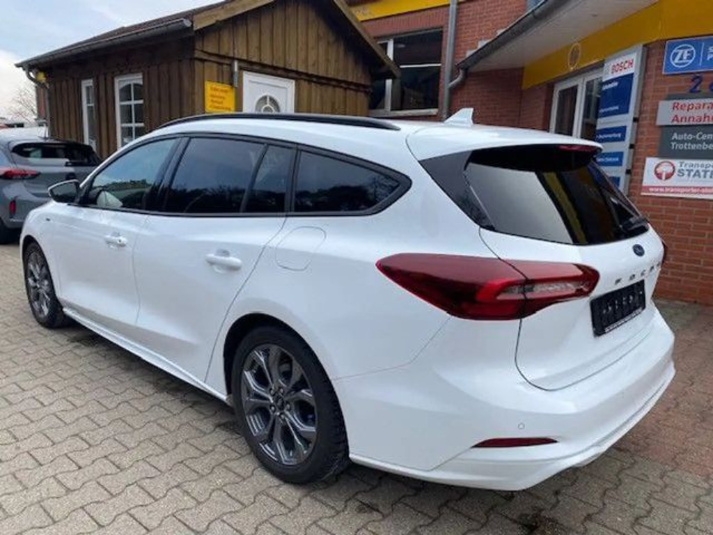 Ford Focus Wagon ST Line