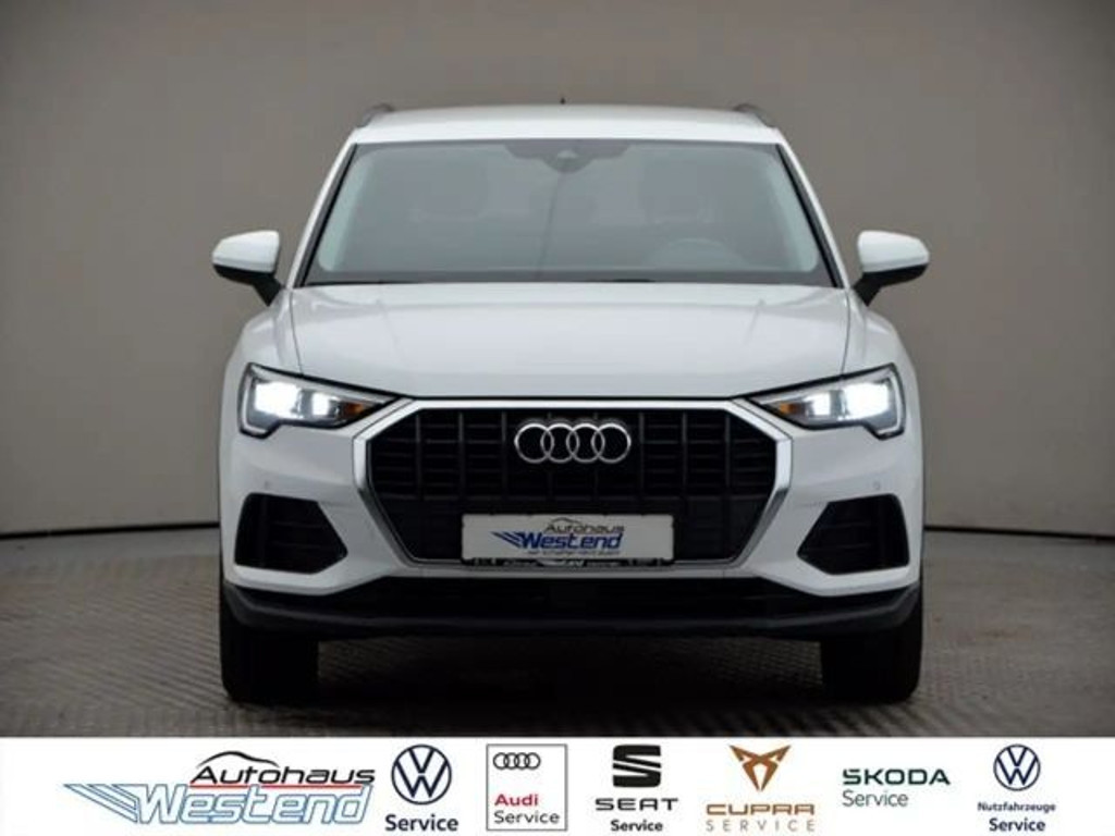 Audi Q3 S-Tronic Hybride