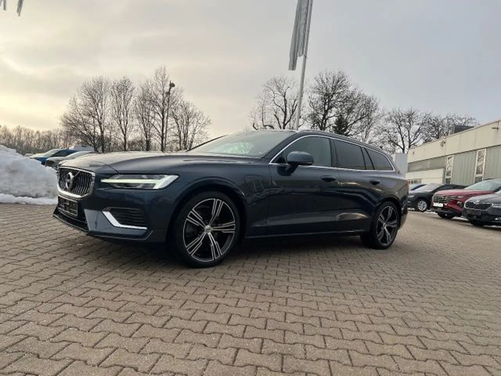 Volvo V60 AWD T8 Recharge Plus Bright