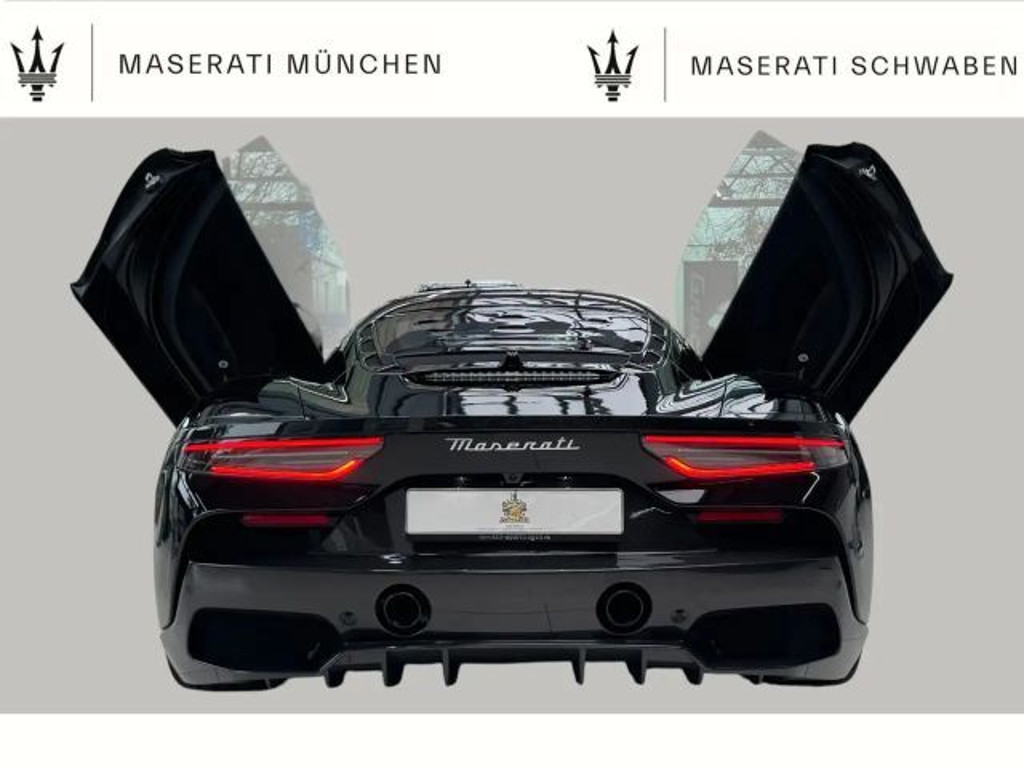 Maserati MC20