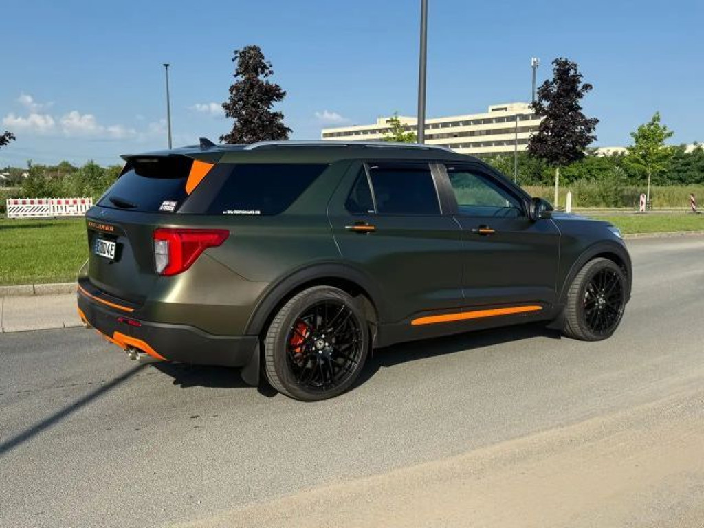 Ford Explorer