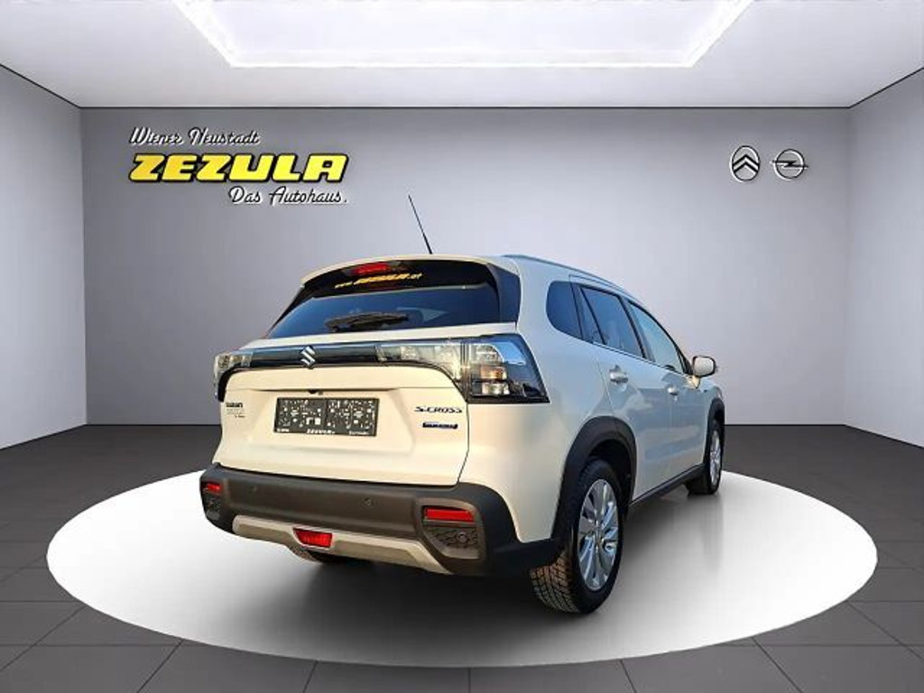 Suzuki S-Cross