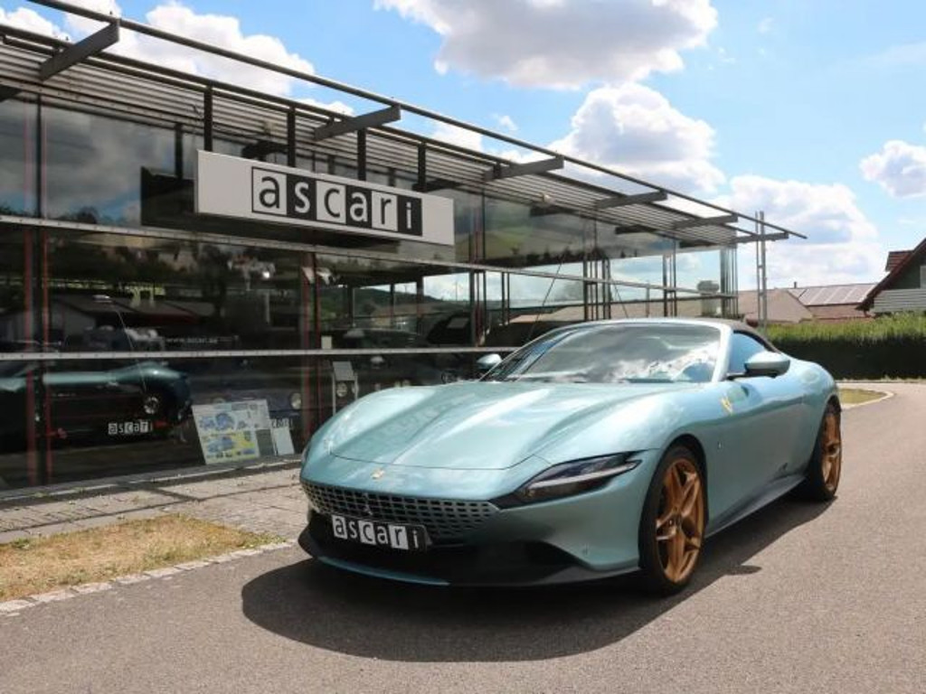 Ferrari Roma Spider