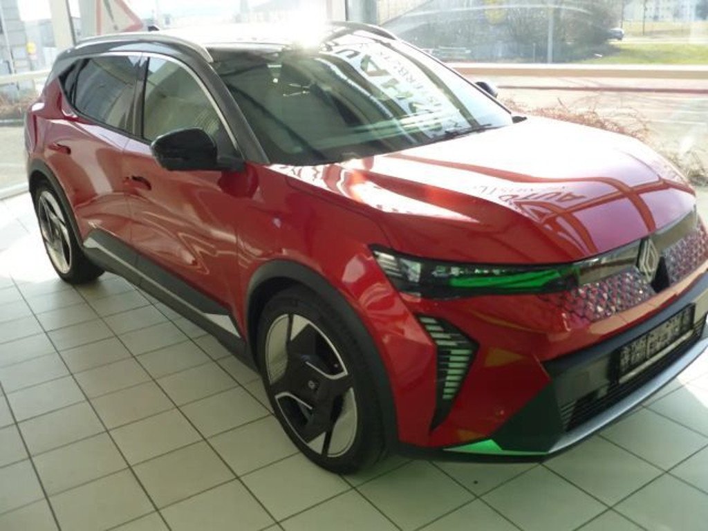 Renault Scenic E-Tech Iconic