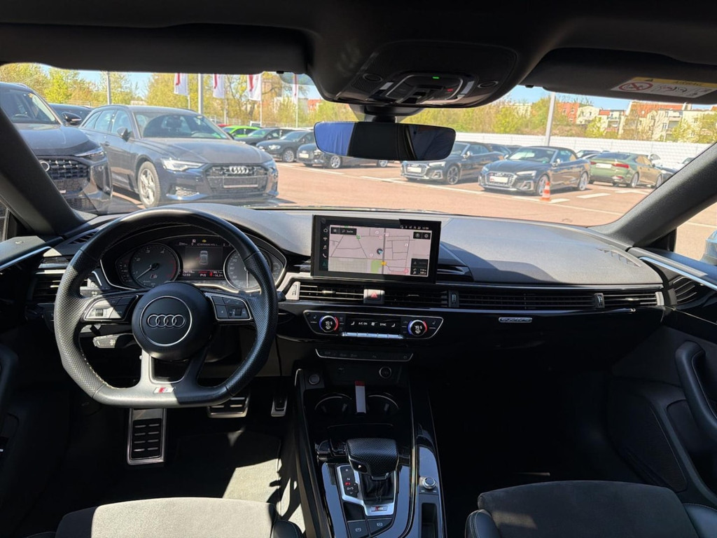 Audi S5