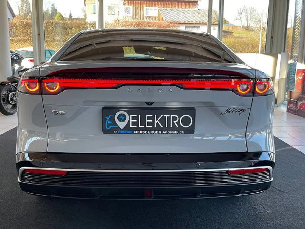 Mazda 6e
